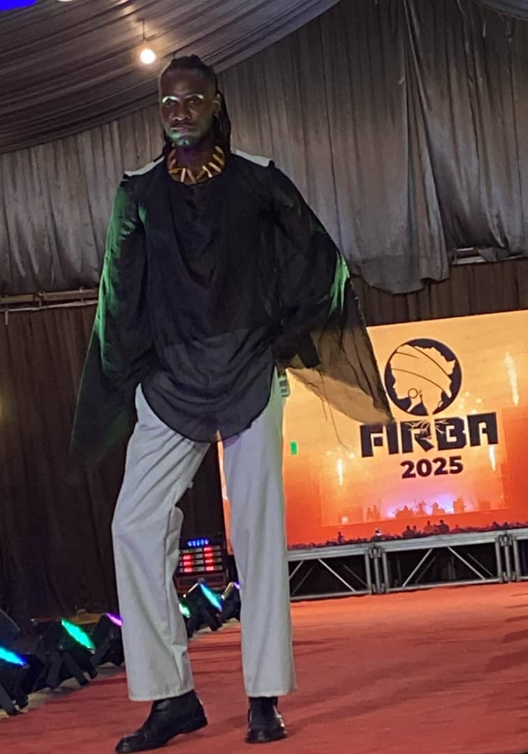 Marché artisanal traditionnel